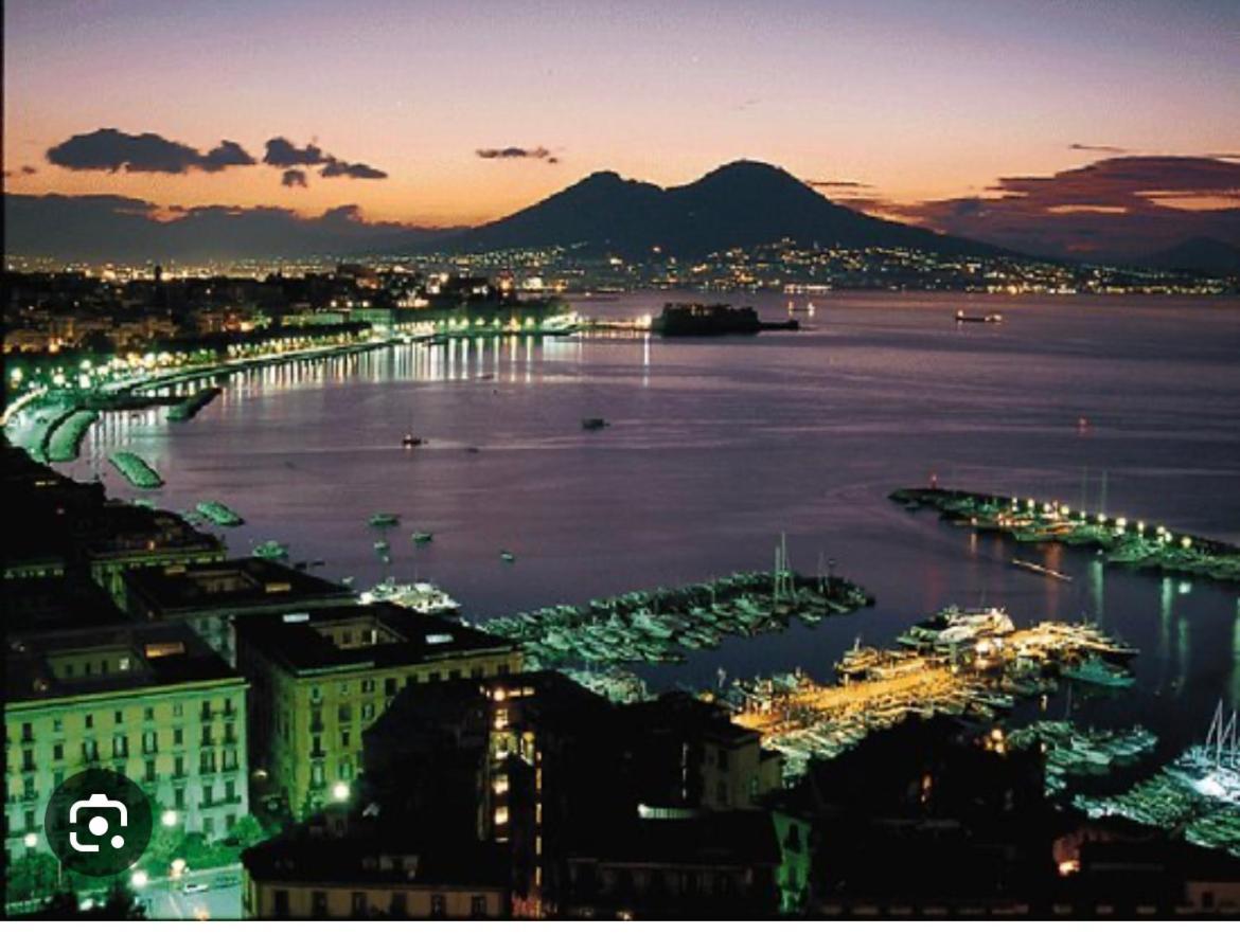 Napoli Sunny Charme Apartman Kültér fotó
